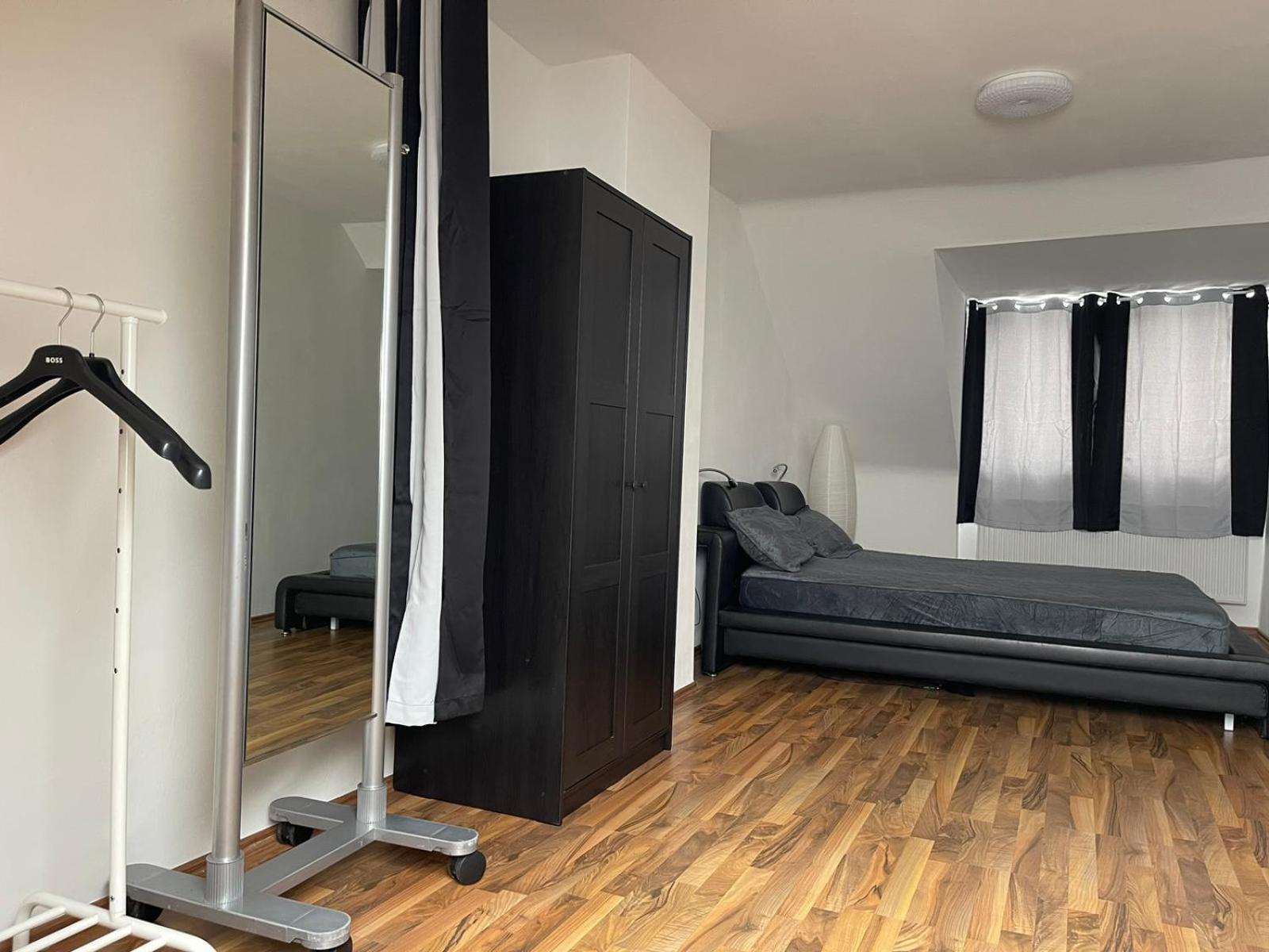 Luxurioeses Zimmer 10Min Zum Universitaet Касел Екстериор снимка